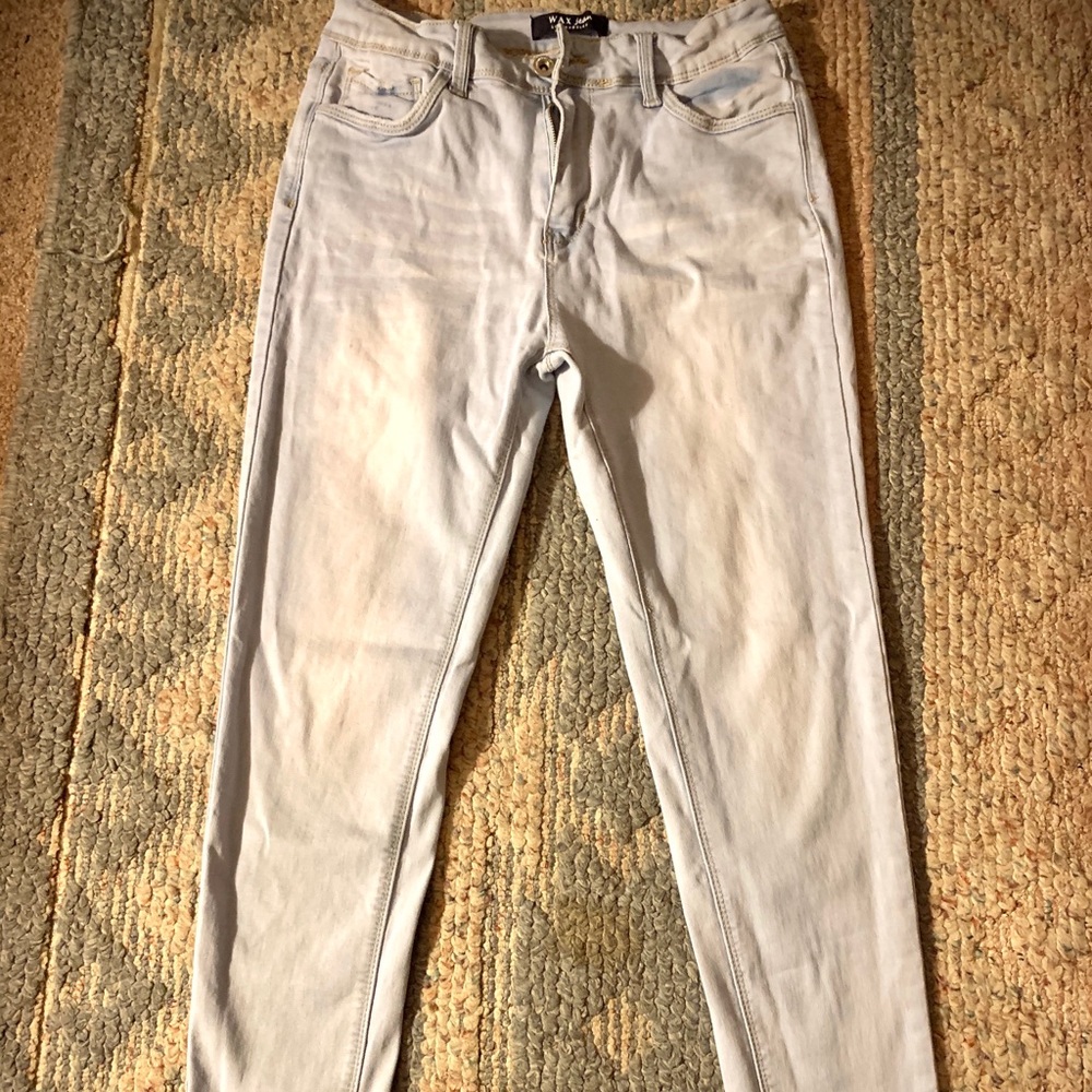 Light wash jeans